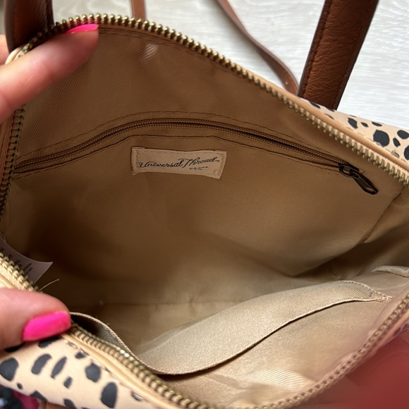 Universal Thread Leopard Purse - Picture 6 of 13